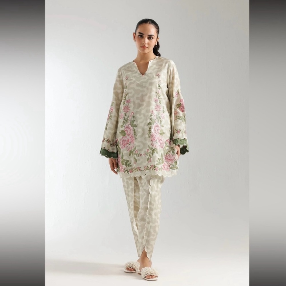 Ethnc brand Pakistani 2 piece outfit